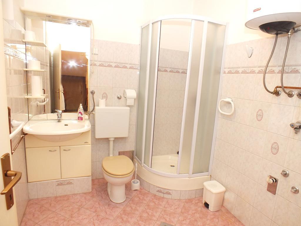 Biba Rooms Karlovac Exterior foto
